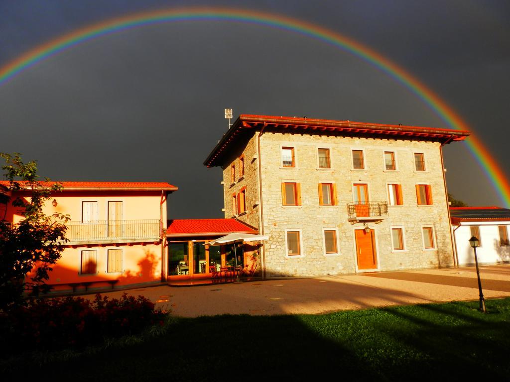 Agriturismo Cjargnei Bed & Breakfast Povoletto Luaran gambar